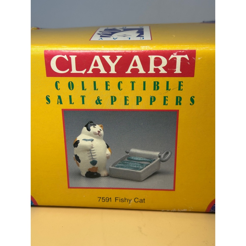 Clay Art Fishy Cat Salt and Pepper Shakers Set Calico Cat Sardine Tin 7591